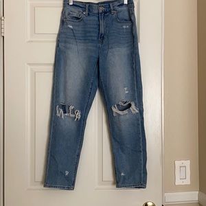 american eagle mom jeans